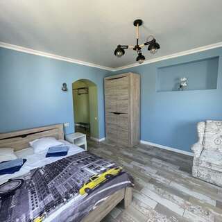 Гостевой дом Горный Воздух Ялта Трехместный-5