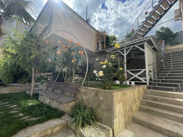 Гостевой дом Горный Воздух Ялта-83