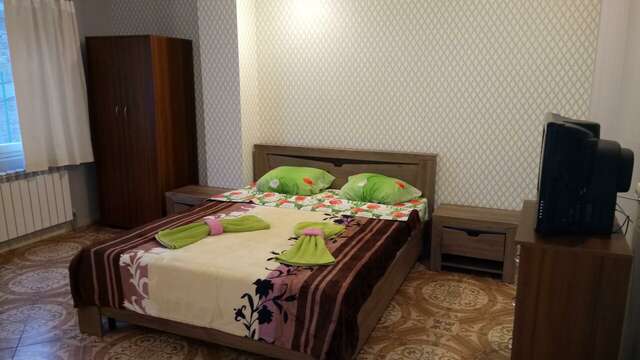 Гостевой дом Горный Воздух Ялта-179